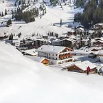 Hotel Sunora - Ski In Ski Out - Formerly Hotel Schranz Hotel 4*