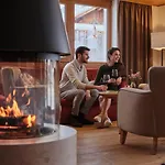 Hotel Sunora - Ski In Ski Out - Formerly Hotel Schranz Lech am Arlberg