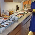 Hotel Sunora - Ski In Ski Out - Formerly Hotel Schranz 4* Lech am Arlberg