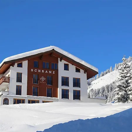 Schranz - In & Out 4* Lech