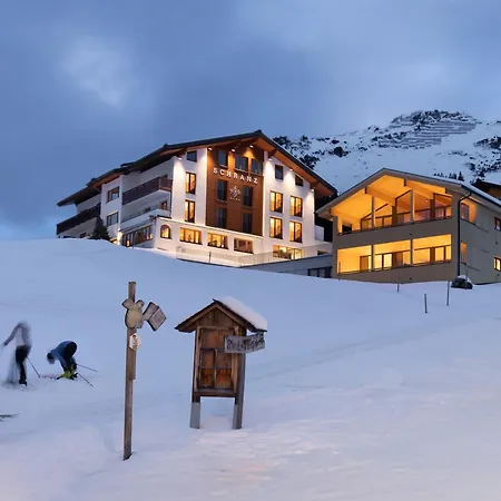 Hotel Schranz - In & Out