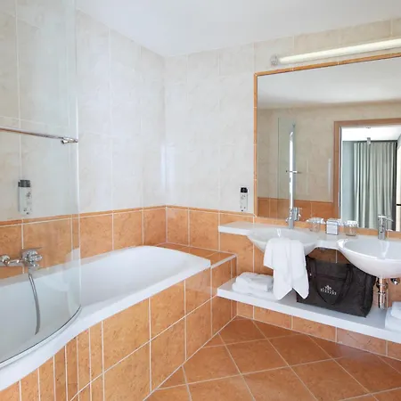 Hotel Hotel Schranz - Ski In & Ski Out 4*