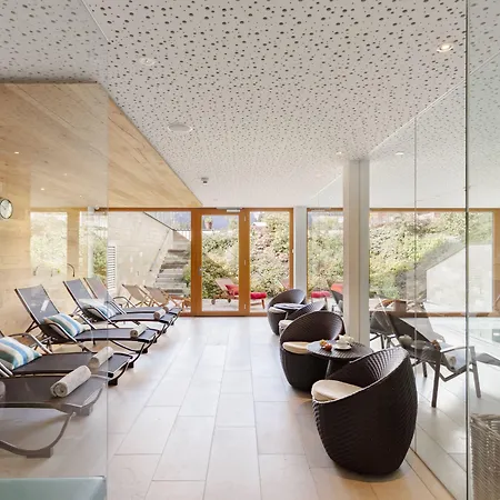 Hotel Schranz - In & Out Lech