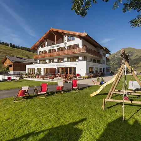 Hotel Schranz - In & Out Lech