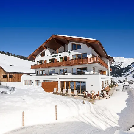 Schranz - In & Out Hotel