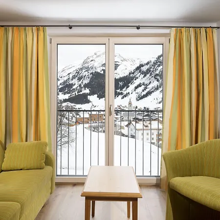 Hotel Schranz - In & Out Lech