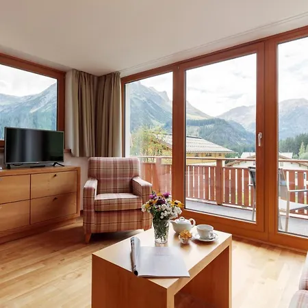 Schranz - In & Out Hotel