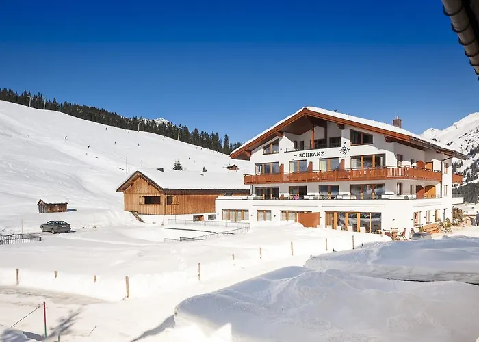 Schranz - In & Out Hotel 4*