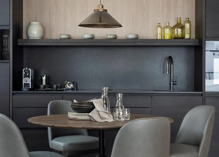 Schranz - In & Out 4*