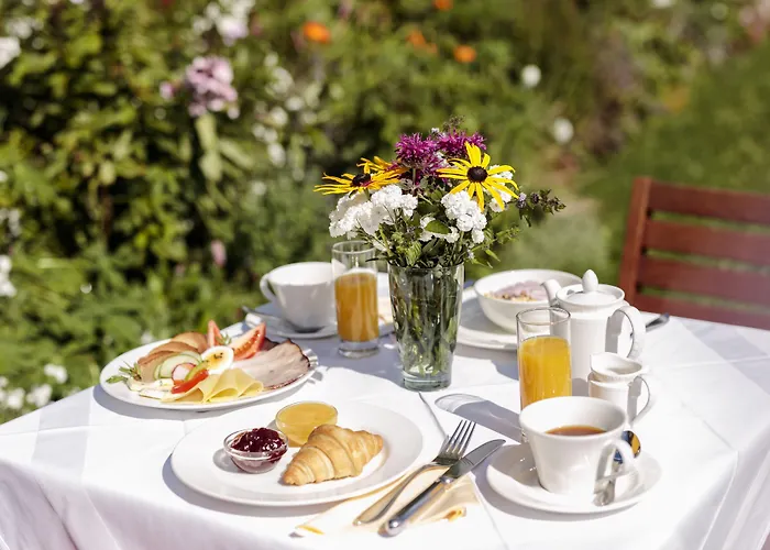 Schranz - In & Out Hotel